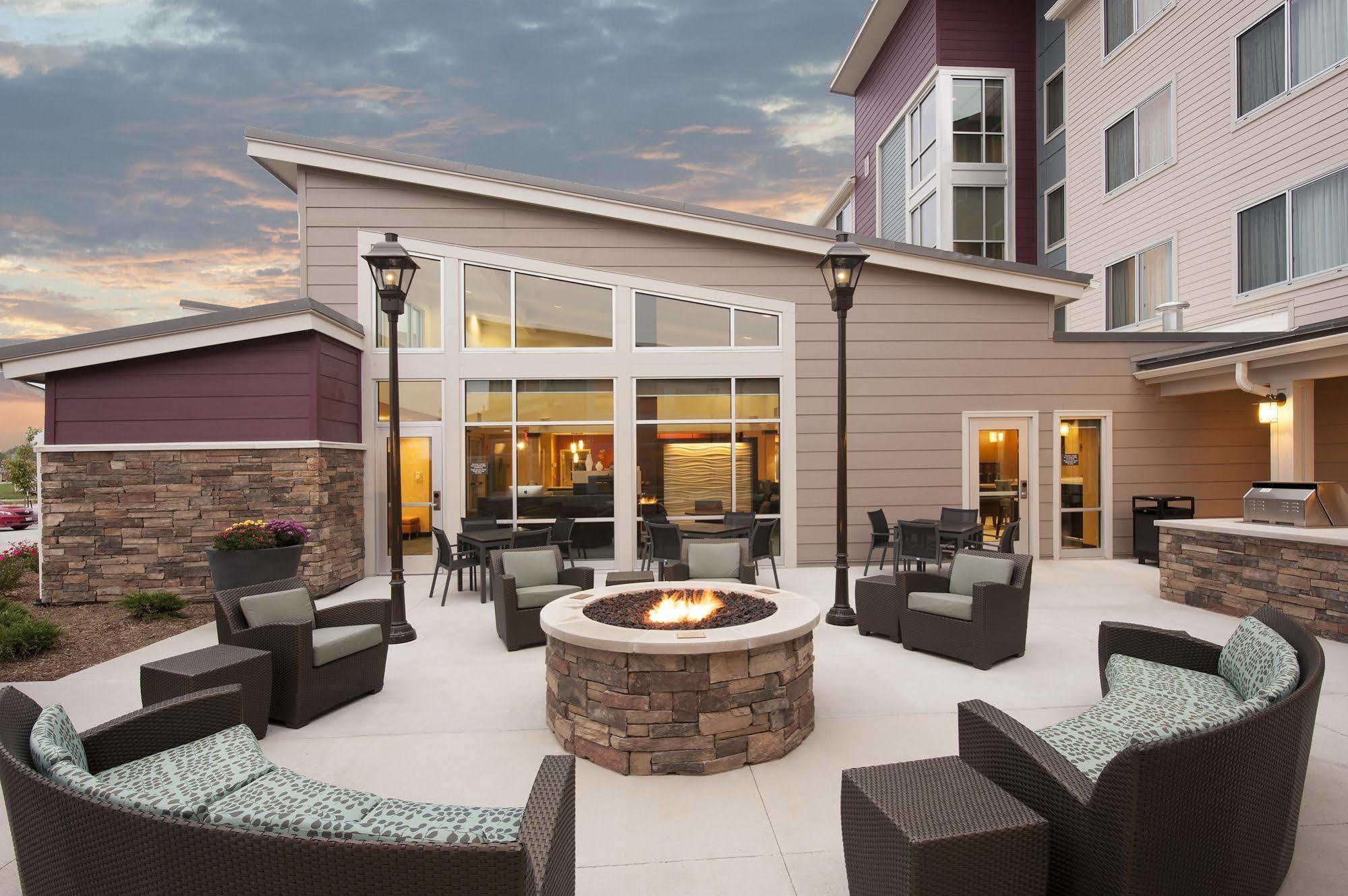Residence Inn By Marriott Bloomington Eksteriør billede